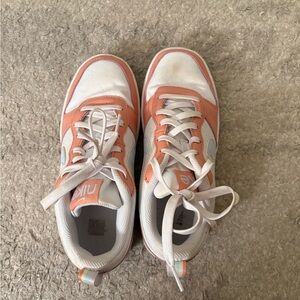 Nike Big Kid's Court Borough Low